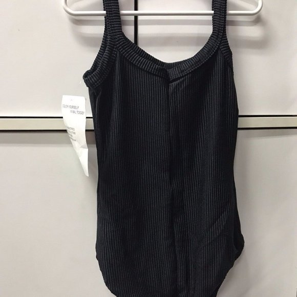Bal Togs 17900 Girl's Size Large (12-14) Black "Ribbed" Tank Leotard - Picture 2 of 3